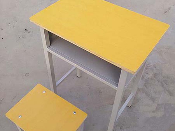 课桌椅019